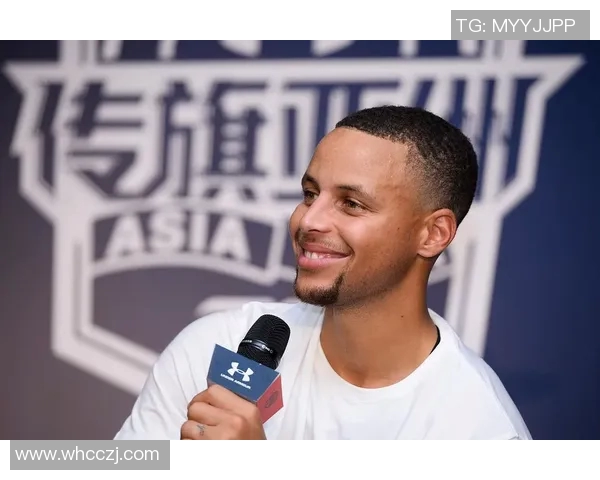 库里荣获西部月最佳球员奖，以高效表现引领球队取得胜利